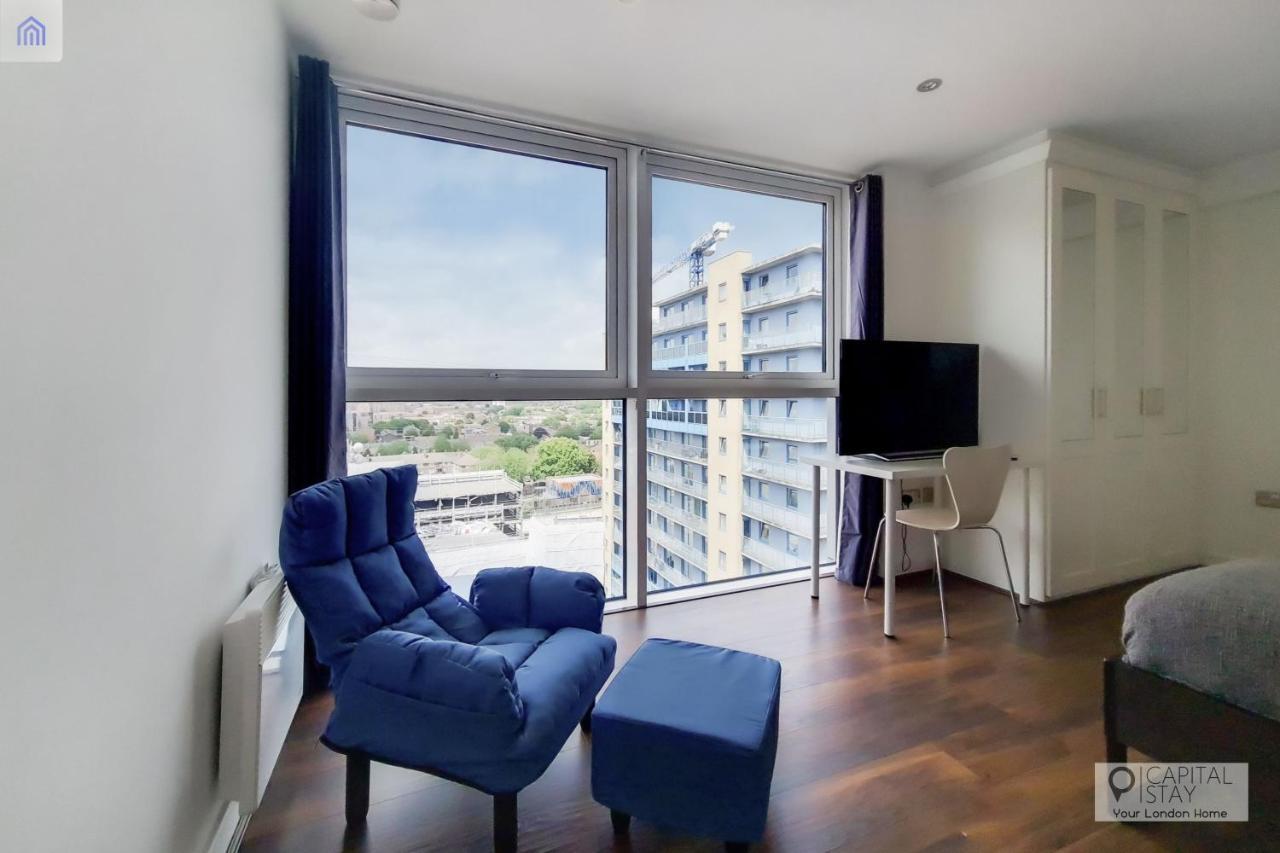 London Excel Stays Exterior photo